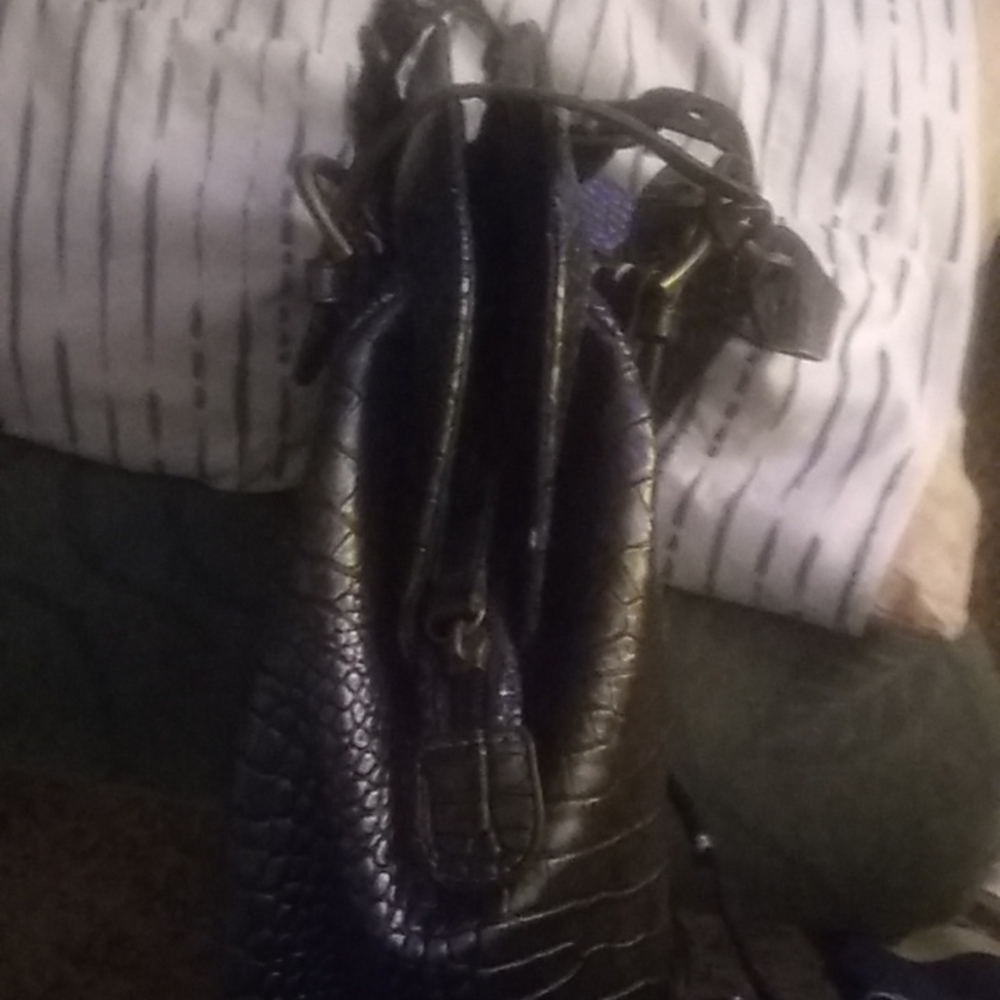 Purse - Picture 2 of 4